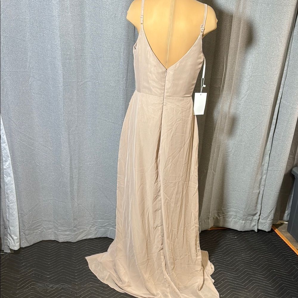B X Z Elegant Cream Evening Gown - Picture 8 of 11